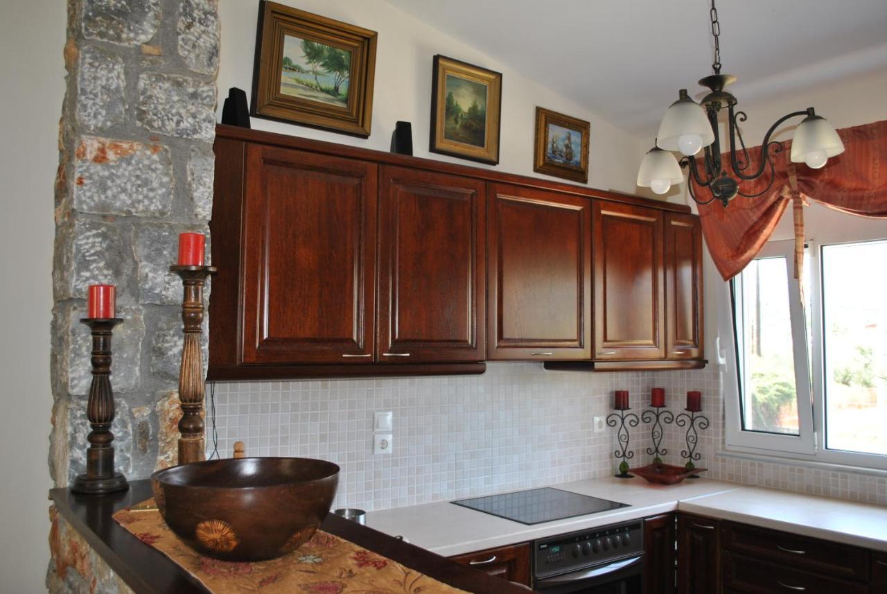 Ideal Home Near The Beach Gythio Extérieur photo